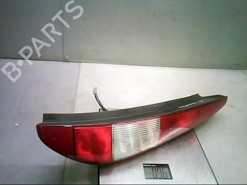 Used Right taillight FORD MONDEO III Turnier (BWY) 2.0 16V TDDi / TDCi (115 hp) 21321021