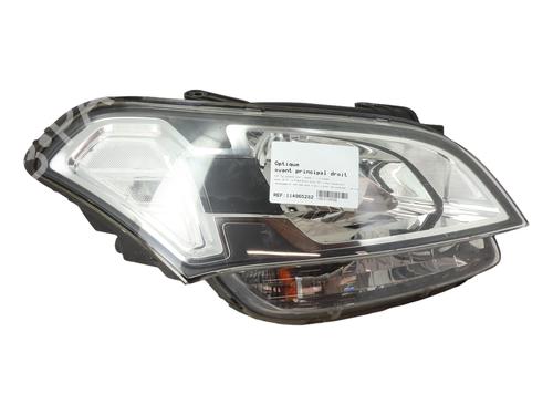 Højre forlygte KIA SOUL I (AM) 1.6 CRDi 128 (126 hp) 30114765