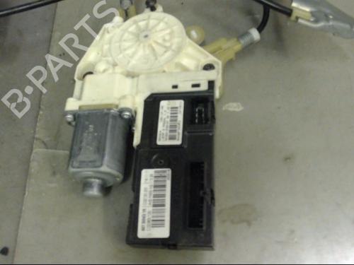 Right front window motor RENAULT LAGUNA III Grandtour (KT0/1) 2.0 dCi (KT07, KT0J, KT14, KT1A, KT1S) | BP21316889E20 