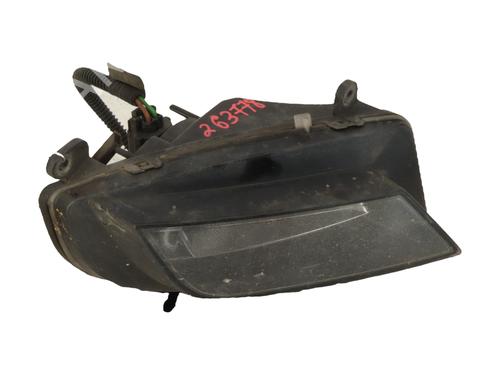 left-front-fog-light-audi-a4-b8-avant-8k5-2007-2008-2009-2010-2011-2012-2013-2014-2015-2016-2017-39897257 main image