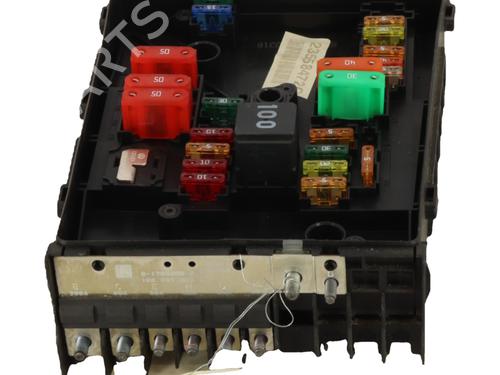 Used Fuse box Fuse box VW GOLF VI (5K1) 1.6 TDI (105 hp) 38631775 38631775