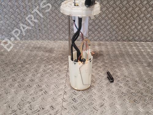 Used Fuel pump Fuel pump 32015262 32015262