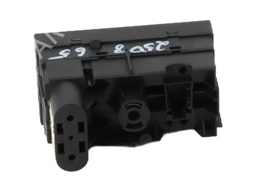 Used Headlight switch Headlight switch OPEL MERIVA A MPV (X03) 1.4 16V Twinport (E75) (90 hp) 25025731 25025731