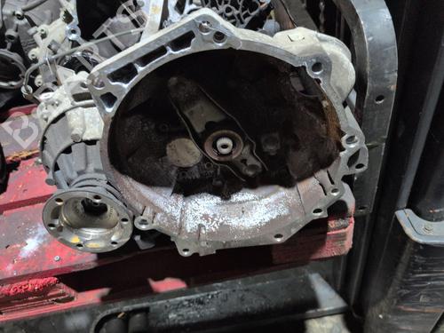 Used Gearbox Gearbox VW CADDY III Box Body/MPV (2KA, 2KH, 2CA, 2CH) 1.9 TDI (105 hp) 28113823 28113823