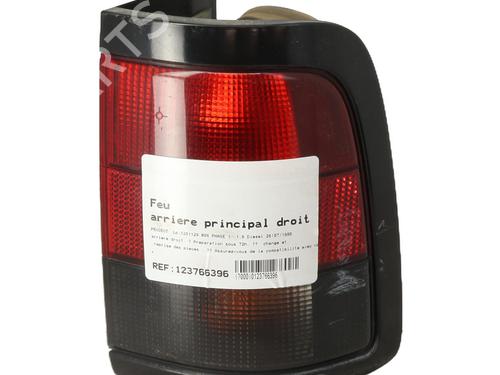 Used Right taillight Right taillight PEUGEOT 806 (221) 1.9 TD (92 hp) 33703186 33703186