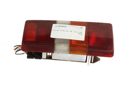 Højre baglygte RENAULT TRAFIC Platform/Chassis (T_, P_, V_) 2.5 D (76 hp) 29252739