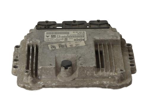 Used Engine control unit (ECU) Engine control unit (ECU) 21371727 21371727