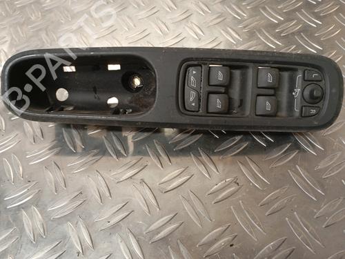 Used Left front window switch Left front window switch VOLVO C70 II Convertible (542) D3 (150 hp) 21870410 21870410
