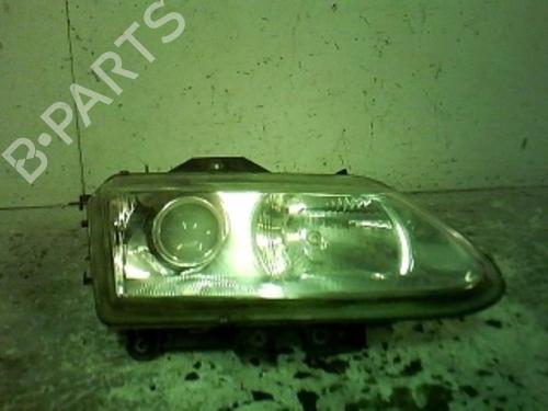 Used Right headlight RENAULT ESPACE III (JE0_) 2.2 dCi (JE0K) (130 hp) 25260638