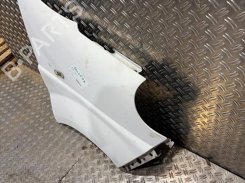 Used Right front fenders Right front fenders 38584360 38584360