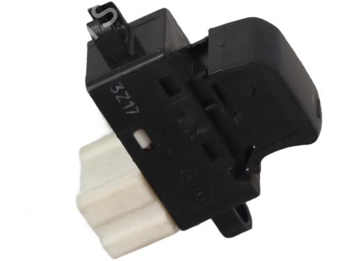 Used Right front window switch Right front window switch 21362691 21362691