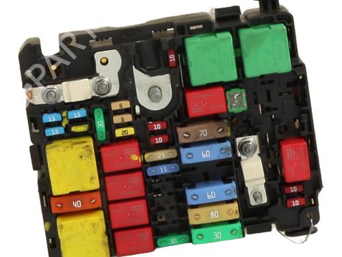 Used Fuse box Fuse box CITROËN C3 AIRCROSS II (2R_, 2C_) 1.2 PureTech 130 (2RHNYH) (131 hp) 32407704 32407704