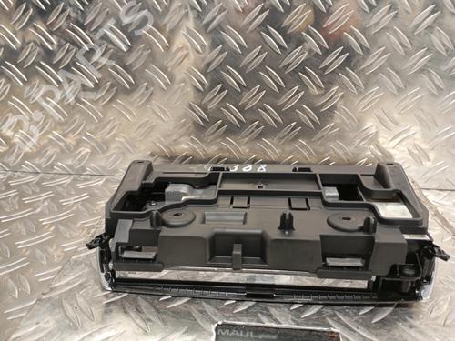 Used Display monitor PEUGEOT 208 I (CA_, CC_) 1.6 VTi (120 hp) 22347476