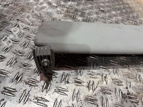 Left sun visor RENAULT TRAFIC II Bus (JL) 2.0 dCi 90 (JL00, JL01, JL0H, JL0M, JL0P, JL0S) | BP38721984I1 - Image 2