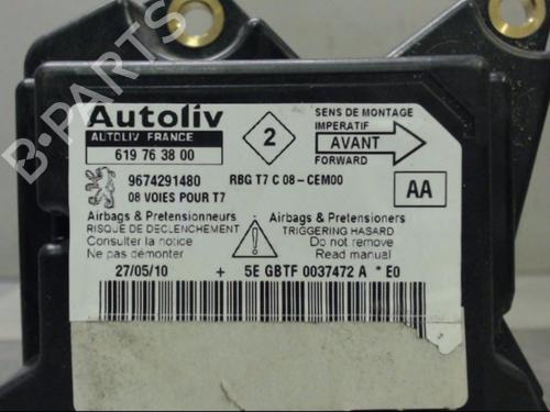 Used ECU airbags PEUGEOT 308 I (4A_, 4C_) 1.6 HDi (112 hp) 21306463