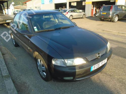 Left front indicator OPEL VECTRA B (J96) 2.0 DTI 16V (F19) | BP21368374C32 