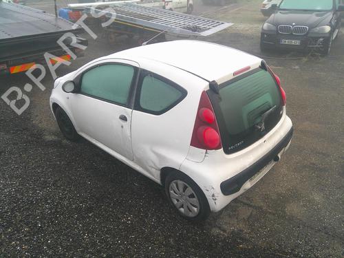 Right taillight PEUGEOT 107 (PM_, PN_) 1.0 | BP21302456C35 