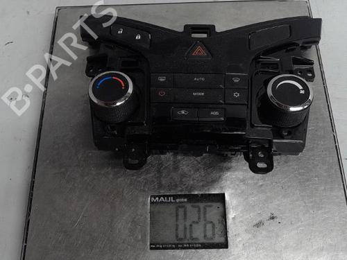 Used Climate control CHEVROLET CRUZE (J300) 2.0 CDI (150 hp) 21319767
