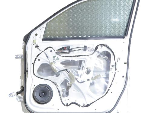 right-front-door-suzuki-vitara-ly-2015-38484166 main image