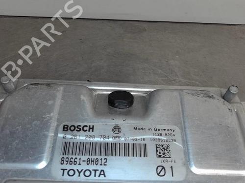 Computer motormanagement TOYOTA YARIS (_P1_) 1.0 (SCP10_, SCP10R) (68 hp) 21292008