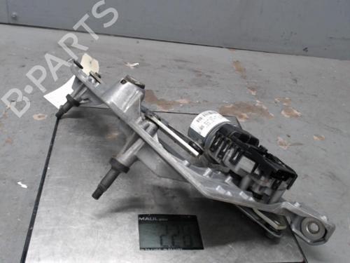 Used Front wiper motor RENAULT ZOE (BFM_) ZOE (92 hp) 21300138