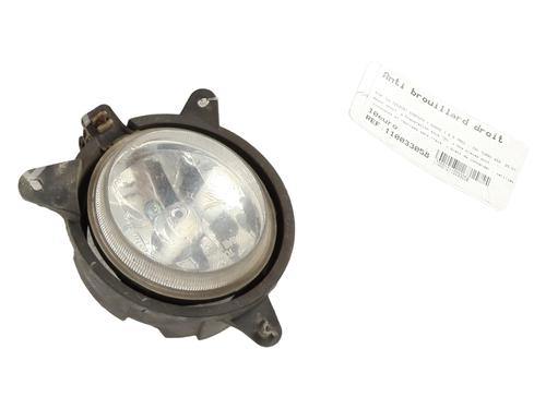 Right front fog light KIA SORENTO I (JC) 2.5 CRDi 4WD | BP27726137C31 
