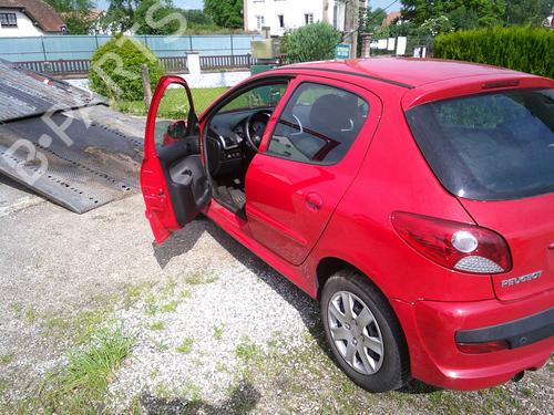 Left mirror PEUGEOT 206+ (2L_, 2M_) 1.4 HDi eco 70 | BP21298202C26