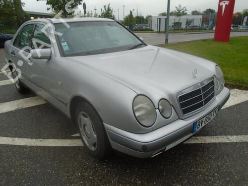 Right taillight MERCEDES-BENZ E-CLASS (W210) E 220 CDI (210.006) | BP21301707C35 