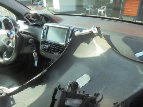 Fuel flap PEUGEOT 208 I (CA_, CC_) 1.6 HDi | BP21294922C131