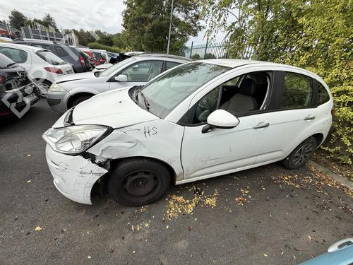 Left sun visor CITROËN C3 II (SC_) 1.4 HDi 70 (SC8HZC, SC8HR0, SC8HP4) | BP28952951I1  - Image 16