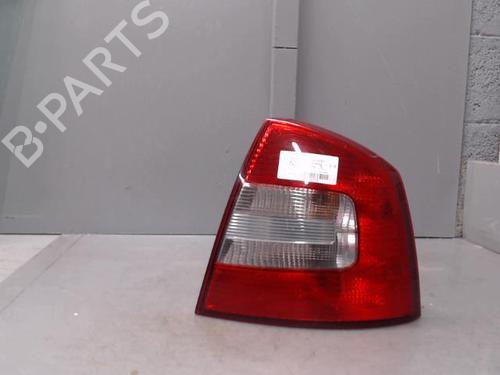 Used Right taillight SKODA OCTAVIA II (1Z3) 2.0 TDI (136 hp) 21290196