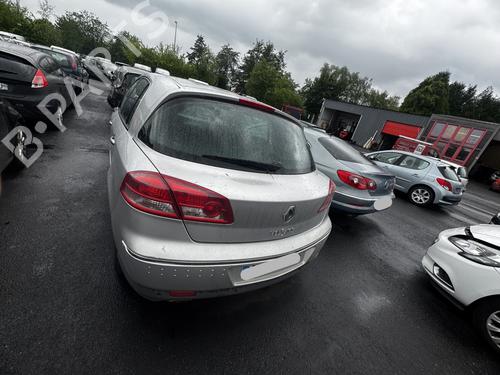 Used Parts RENAULT VEL SATIS (BJ0_) 2.0 dCi (BJ03) 2736608