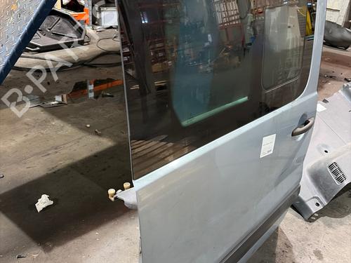 Used Right slide door Right slide door 39487685 39487685