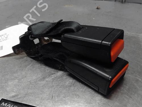 Used Seat buckle PEUGEOT 208 I (CA_, CC_) 1.2 VTI 82 (82 hp) 21314249