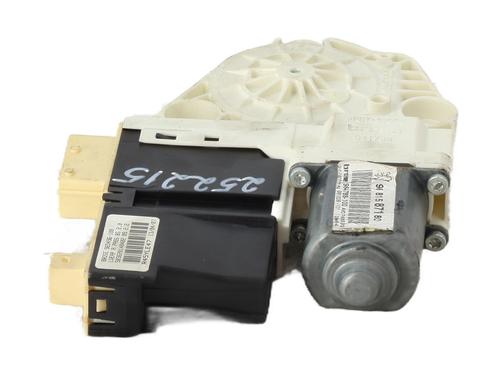 Right front window motor PEUGEOT 307 Break (3E) 1.6 HDi 110 | BP26459930E20 - Image 2