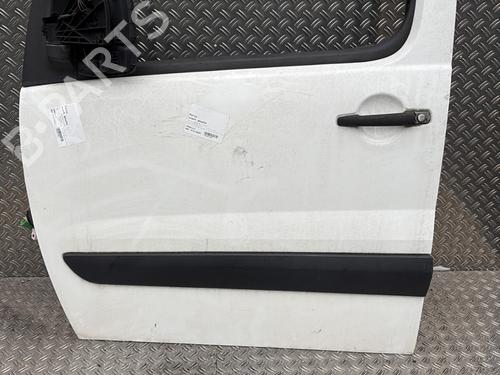 Used Left front door Left front door FIAT SCUDO Van (270_, 272_) 2.0 D Multijet (120 hp) 21896559 21896559