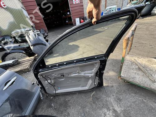 Used Right front door BMW 5 (E60) 530 d (235 hp) 21312374