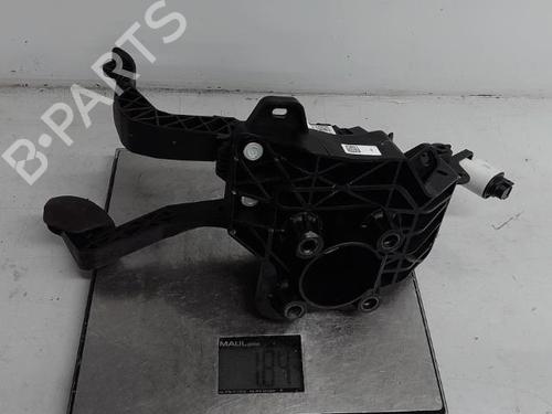 Used Pedal Pedal PEUGEOT 208 II (UB_, UP_, UW_, UJ_) 1.2 PureTech 100 (101 hp) 21371690 21371690