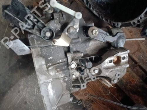 Used Gearbox Gearbox CITROËN C3 II (SC_) 1.1 i (60 hp) 21302381 21302381