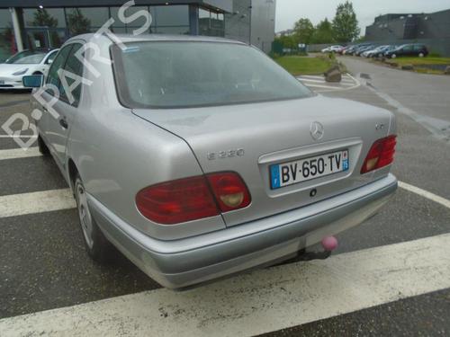 Right taillight MERCEDES-BENZ E-CLASS (W210) E 220 CDI (210.006) | BP21301707C35 