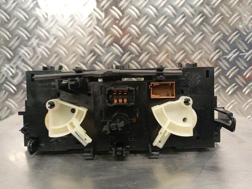 Climate control CITROËN C3 II (SC_) 1.4 | BP24405299I5 