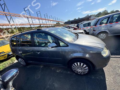 Right mirror VW TOURAN (1T1, 1T2) 2.0 TDI 16V | BP21300610C27 