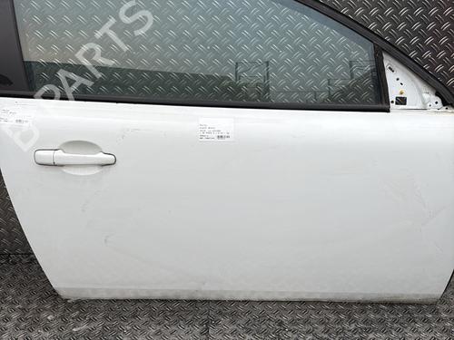Used Right front door VOLVO C30 (533) D2 (115 hp) 21316625