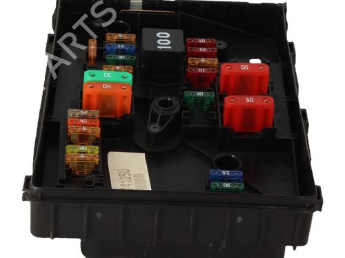 Fuse box VW GOLF VI (5K1) 2.0 TDI | BP38762798E1 - Image 3