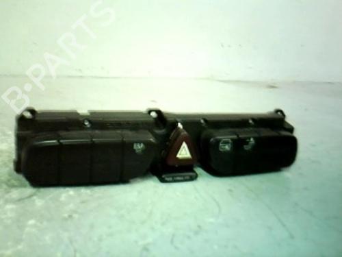 Used Warning switch MERCEDES-BENZ C-CLASS (W203) C 220 CDI (203.006, 203.008) (143 hp) 21368046