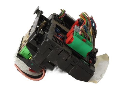 Used Fuse box Fuse box PEUGEOT 206 Hatchback (2A/C) 1.4 i (75 hp) 30922960 30922960