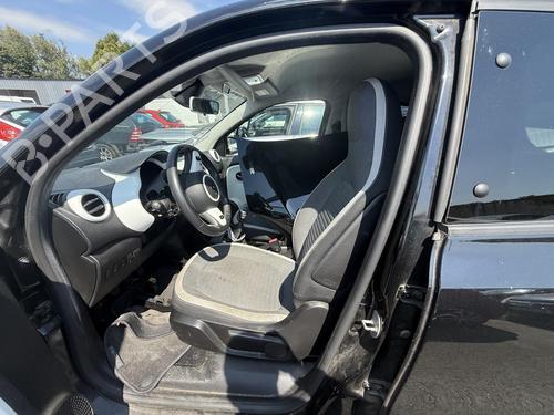 Right taillight RENAULT TWINGO III (BCM_, BCA_) 0.9 TCe 90 (BCM9, BCM2) | BP28205918C35  - Image 14