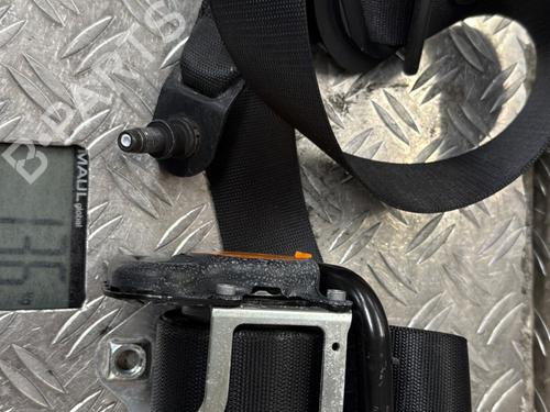 Used Front right belt tensioner MERCEDES-BENZ A-CLASS (W176) A 200 CDI / d (176.008) (136 hp) 24294502