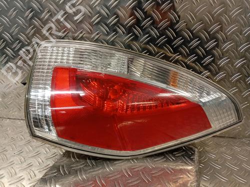 Used Right taillight MAZDA 5 (CR) 2.0 CD (CR19) (110 hp) 21882342