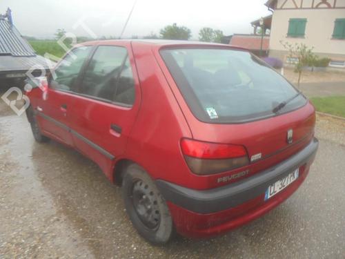 Used Parts PEUGEOT 306 Hatchback (7A, 7C, N3, N5) 1.6 2629343